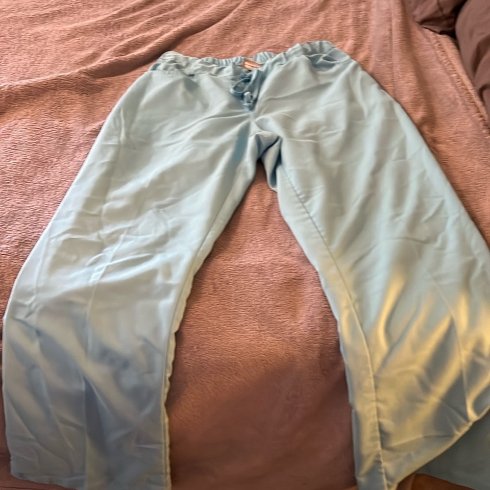 Scrub bottoms